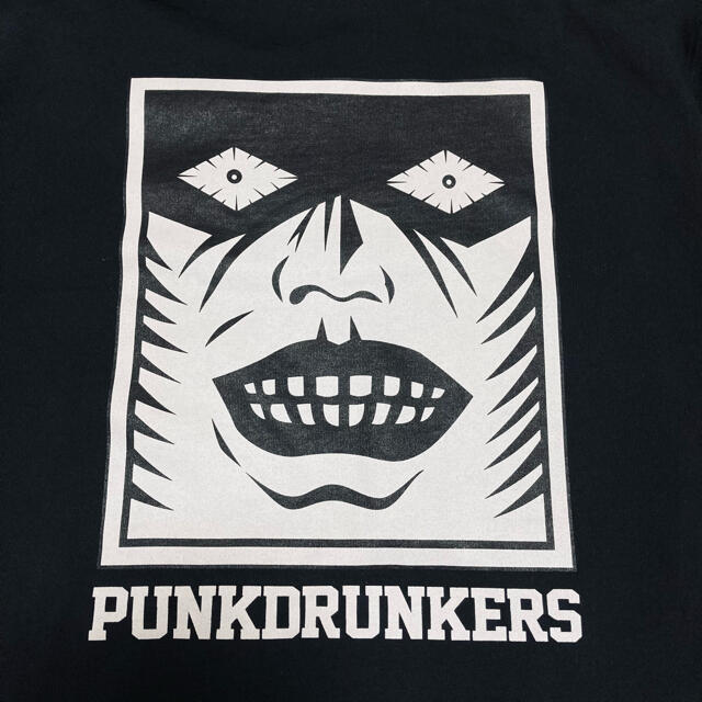 PUNK DRUNKERS(パンクドランカーズ)のガッツ様専用 パンクドランカーズ surprise ボックス ロゴ  メンズのトップス(パーカー)の商品写真