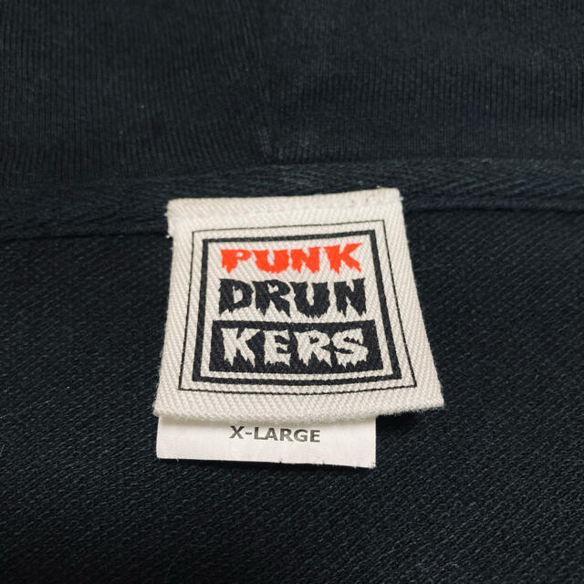 PUNK DRUNKERS(パンクドランカーズ)のガッツ様専用 パンクドランカーズ surprise ボックス ロゴ  メンズのトップス(パーカー)の商品写真