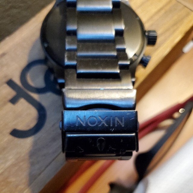 NIXON(ニクソン)の!サマーセール中!　ニクソン　51-30 黒 メンズの時計(腕時計(アナログ))の商品写真