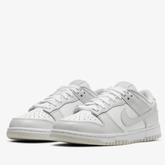 NIKE(ナイキ)のW NIKE DUNK LOW PHOTON DUST 23.5cm ダンク レディースの靴/シューズ(スニーカー)の商品写真