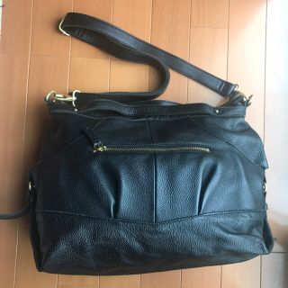 イアパピヨネ ショルダーバッグ ブラック 革 レザー www.nickstellino.com