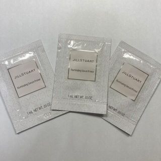 ジルスチュアート(JILLSTUART)の【値下げ】ジルスチュアート イルミネイティングセラム　下地　01 02 計3包(化粧下地)