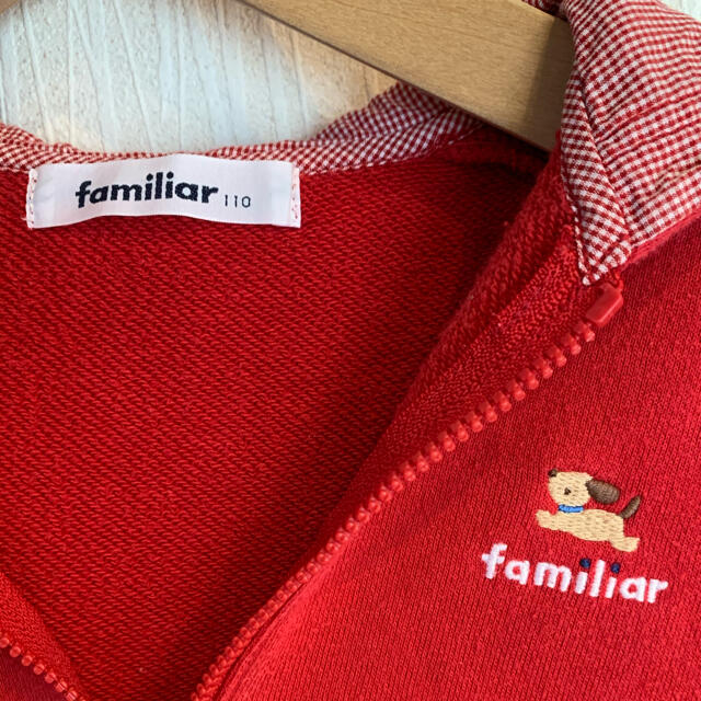 familiar(ファミリア)のfamiliar  ファミリア　フード付きパーカー　110cm キッズ/ベビー/マタニティのキッズ服女の子用(90cm~)(ジャケット/上着)の商品写真