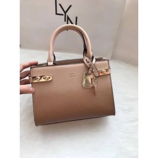 チャールズアンドキース(Charles and Keith)の【訳あり】LYNグラデーションバッグ　ブラウン(ハンドバッグ)