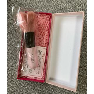 シセイドウ(SHISEIDO (資生堂))の新品　くまの筆　レア　ピンク　箱なし値下げします(ブラシ・チップ)