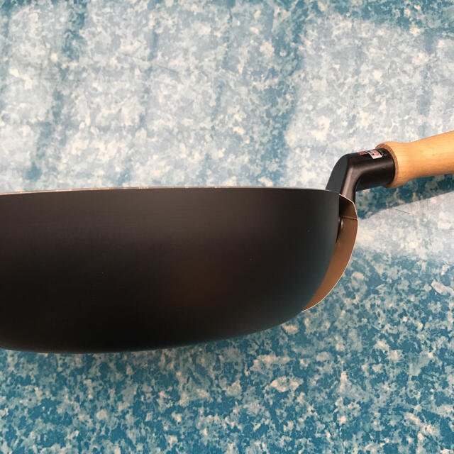 ★送料無料★谷口金属日本製スミスさんの深型フライパン22cm 10