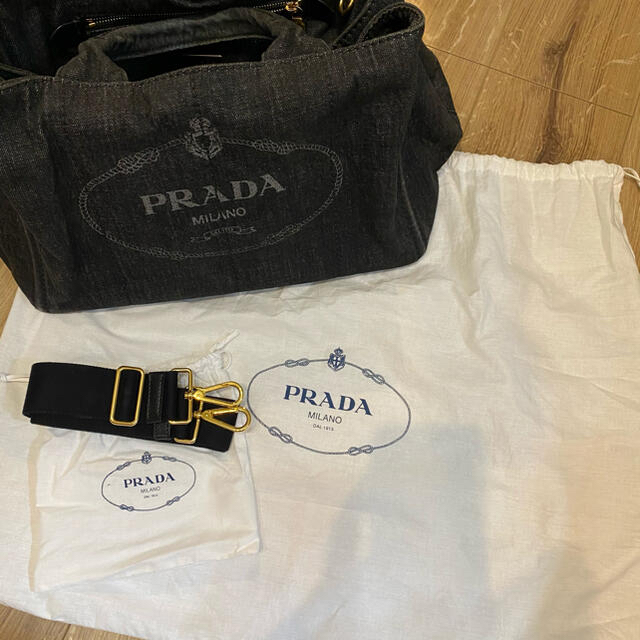 PRADA(プラダ)のPRADA カナパ Lサイズ レディースのバッグ(トートバッグ)の商品写真