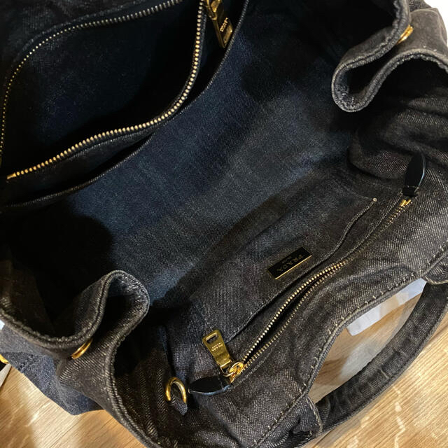 えます PRADA カナパ Lサイズの通販 by ♡|プラダならラクマ - PRADA しま
