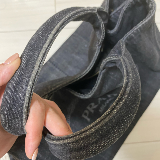 えます PRADA カナパ Lサイズの通販 by ♡|プラダならラクマ - PRADA しま