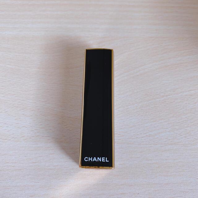 CHANEL(シャネル)のシャネル ルージュ アリュール 107 オー ベージュ コスメ/美容のベースメイク/化粧品(口紅)の商品写真