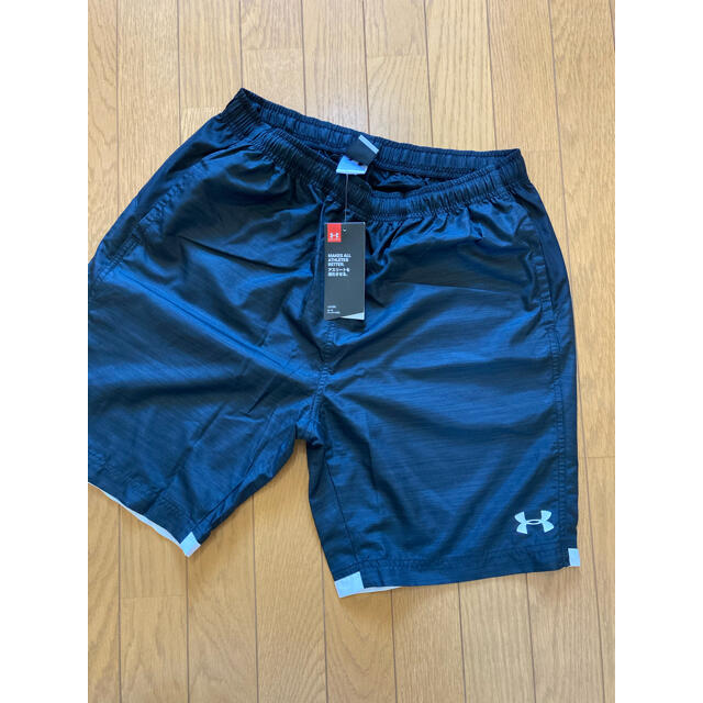 UNDER ARMOUR(アンダーアーマー)の☆tintirabear様専用☆UNDER ARMOUR☆パンツ☆Lサイズ☆新品 メンズのパンツ(ショートパンツ)の商品写真