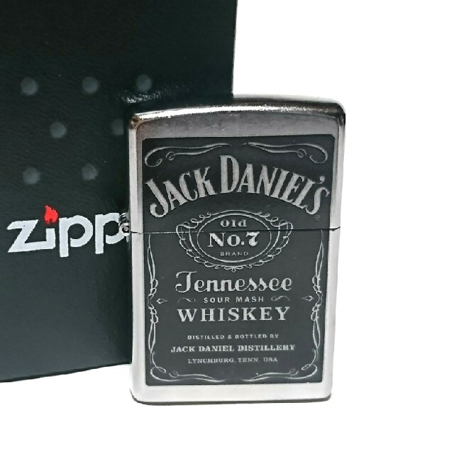 ZIPPO(ジッポー)のZIPPOジッポーライター ジャックダニエル 24779 メンズのファッション小物(その他)の商品写真