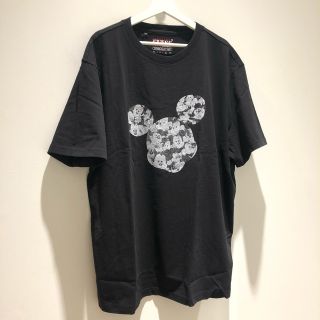 ゲス(GUESS)のGUESS × ミッキー XLサイズ Tシャツ ゲス 新品未使用です！(Tシャツ/カットソー(半袖/袖なし))