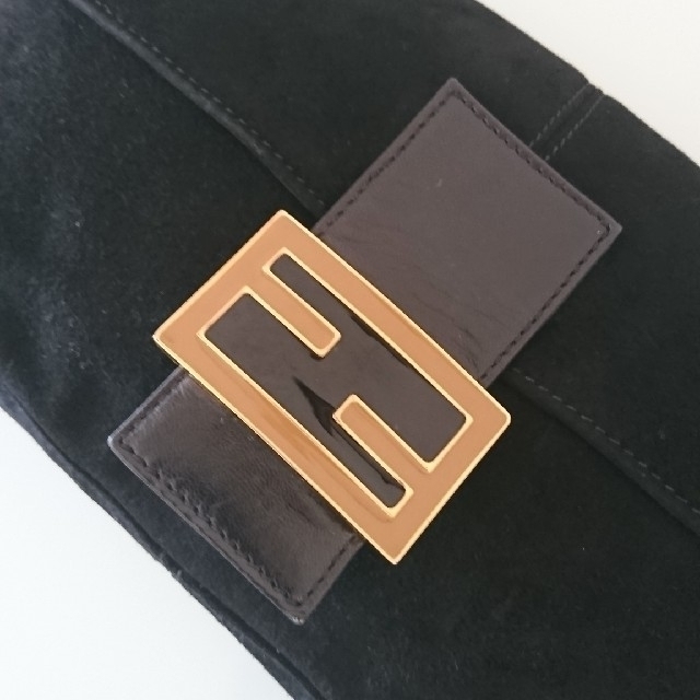 FENDI マンマバゲット ショルダーバック