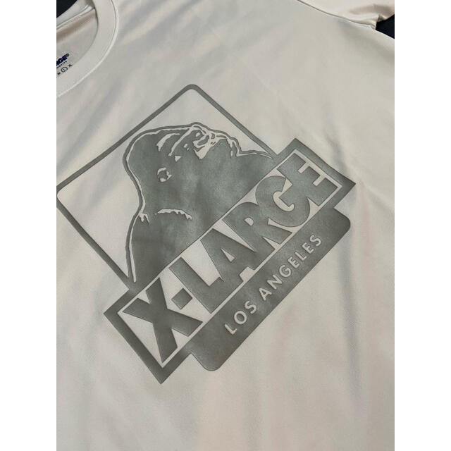 XLARGE(エクストララージ)のXLARGE ChampionコラボTシャツ　Lサイズ メンズのトップス(Tシャツ/カットソー(半袖/袖なし))の商品写真