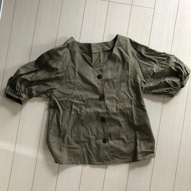 GU(ジーユー)のリネンブレンドフロントボタンブラウス(5分袖)   レディースのトップス(シャツ/ブラウス(長袖/七分))の商品写真