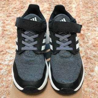 アディダス(adidas)のadidas/アディダス/スニーカー/21センチ/グレー/ブラック/(スニーカー)