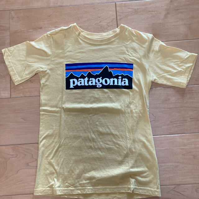 patagonia(パタゴニア)のパタゴニア　キッズ　Tシャツ　Sサイズ キッズ/ベビー/マタニティのキッズ服男の子用(90cm~)(Tシャツ/カットソー)の商品写真