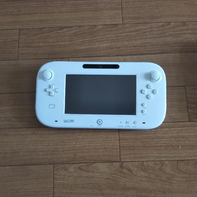 Wii U すぐに遊べるファミリープレミアムセット+Wii Fit U（シロ）/