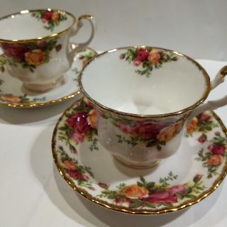 ロイヤルアルバート(ROYAL ALBERT)の美品ロイヤルアルバート オールドカントリーローズ2客(食器)