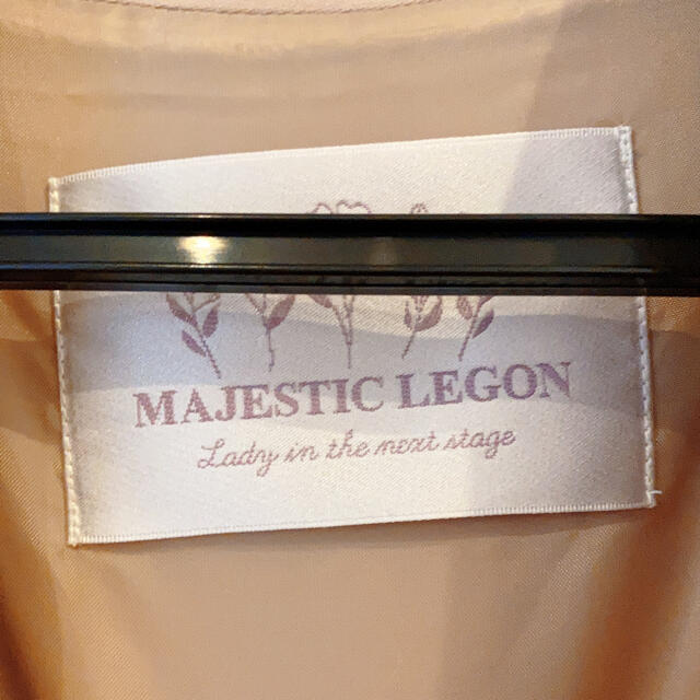MAJESTIC LEGON(マジェスティックレゴン)のトレンチコート ベージュ　マジェスティックレゴン レディースのジャケット/アウター(トレンチコート)の商品写真