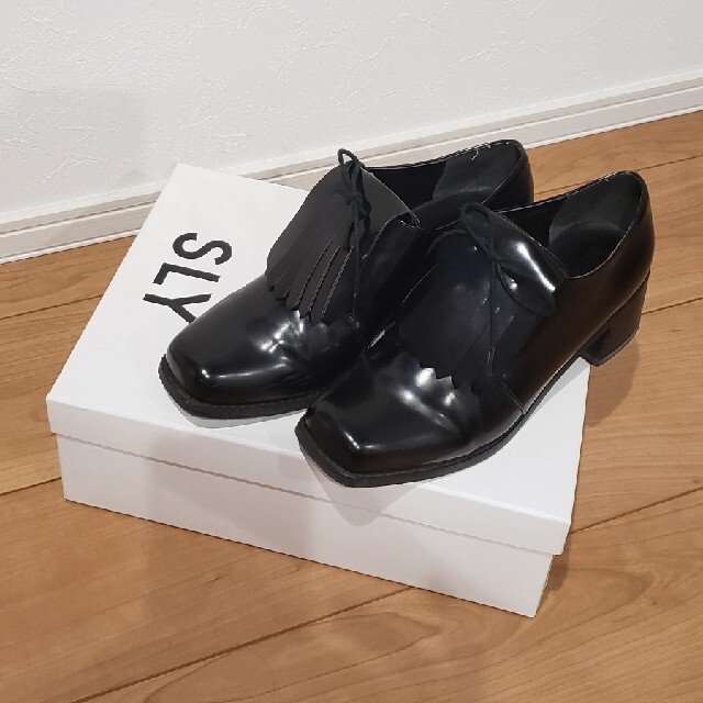 SLY(スライ)の2WAY　SQUARE TOE MANISH SHOES レディースの靴/シューズ(ローファー/革靴)の商品写真