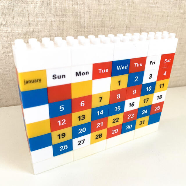 ブロック万年カレンダー インテリア/住まい/日用品の文房具(カレンダー/スケジュール)の商品写真
