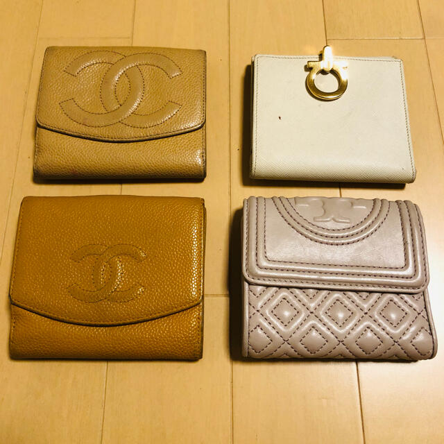 CHANEL(シャネル)のCHANEL フェラガモ　トリーバーチ　財布4つセット レディースのファッション小物(財布)の商品写真