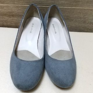 パサージュミニョン(passage mignon)の美品 グレーのパンプス(ハイヒール/パンプス)