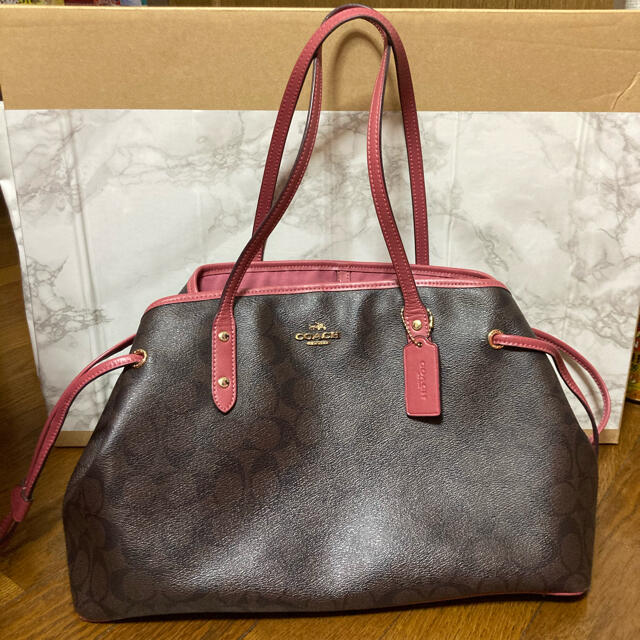 トートバッグcoach バッグ