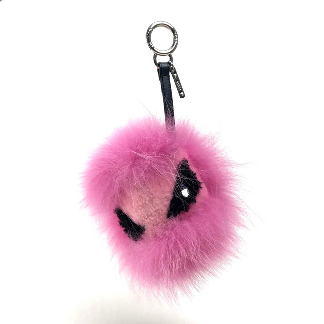 海外販売× FENDI フェンディピンクファー バッグチャーム - crumiller.com