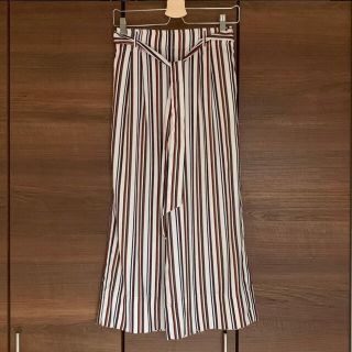 ザラ(ZARA)のZARA ストライプ柄パンツ(カジュアルパンツ)