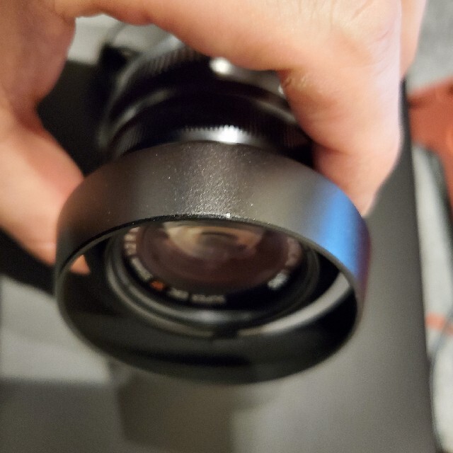 ゴードン様専用】XF35mm f2.0 R WR + 純正フジツボフード ゴードン様専用】XF35mm f2.0 R WR + 純正フジツボフード