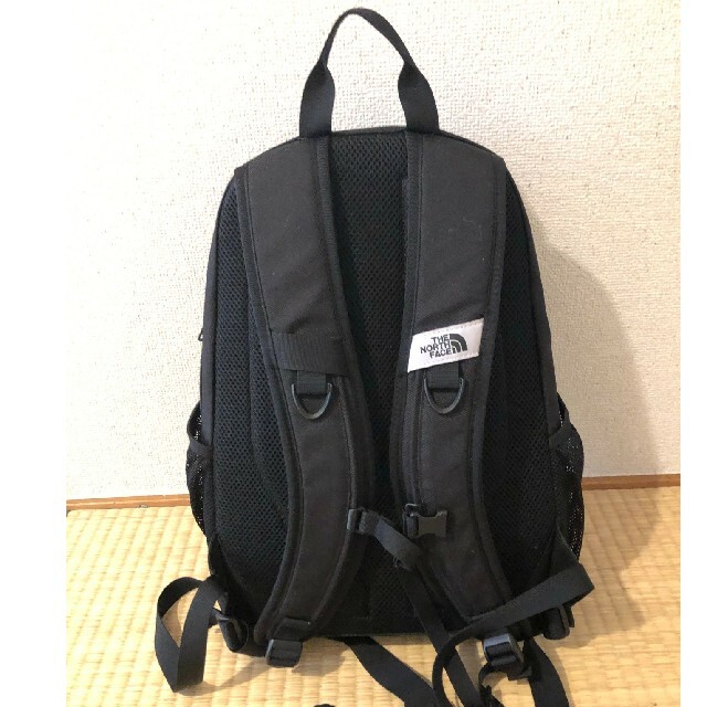 THE NORTH FACE(ザノースフェイス)の早い者勝ち　THE NORTH FACE　リュック　小さめ　ブラック　 レディースのバッグ(リュック/バックパック)の商品写真