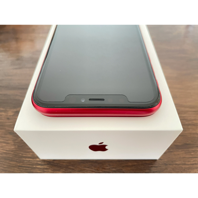 iPhone(アイフォーン)のiPhone XR 64GB RED 【値下げ交渉可能！】 スマホ/家電/カメラのスマートフォン/携帯電話(スマートフォン本体)の商品写真