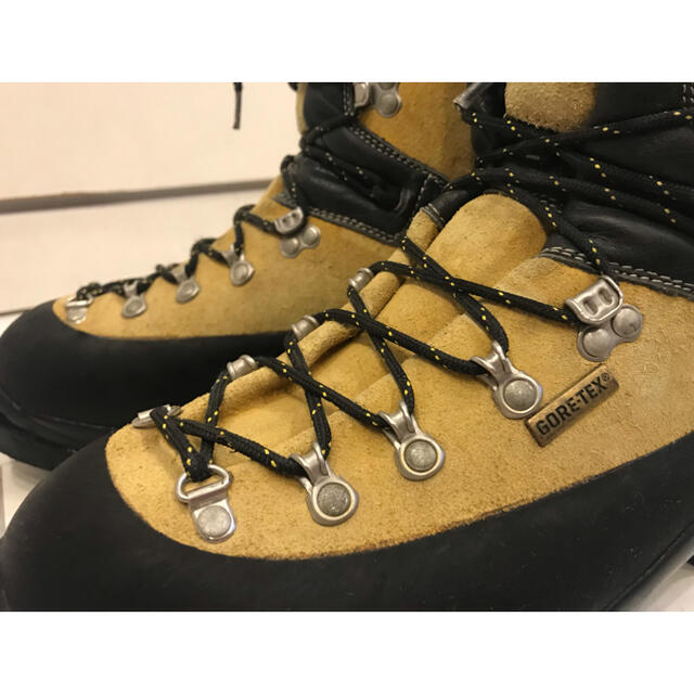 冬用登山靴 AKU バルトロカーボン | bombaytools.com