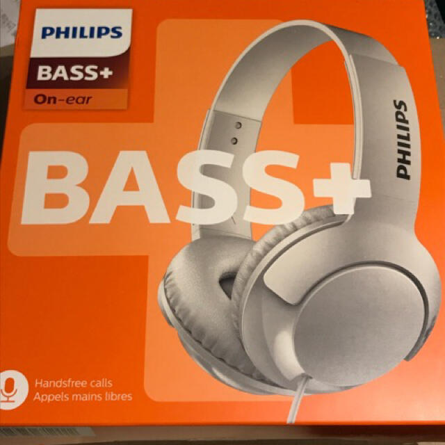 PHILIPS(フィリップス)のPHILIPSフィリップスBass+ SHL3075WTヘッドホン マイク付 スマホ/家電/カメラのオーディオ機器(ヘッドフォン/イヤフォン)の商品写真