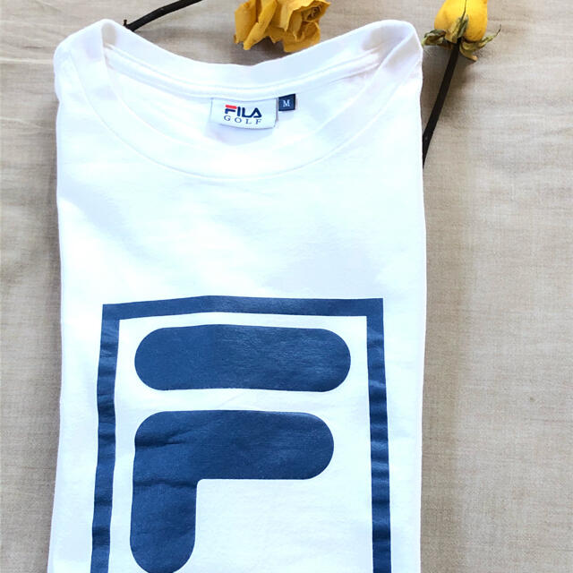 FILA(フィラ)のFILA Fiia フィラ　白ティーシャツ レディースのトップス(Tシャツ(半袖/袖なし))の商品写真