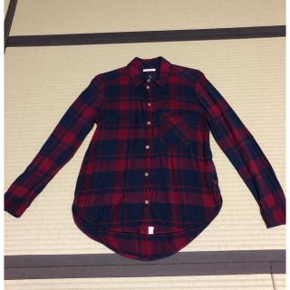 アメリカンイーグル(American Eagle)のAmerican Eagle Outfitters シャツ　Sサイズ(通常のM)(シャツ/ブラウス(長袖/七分))