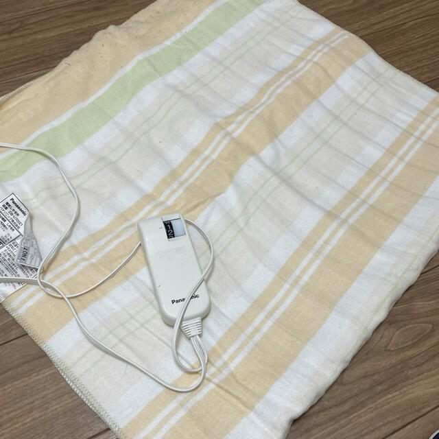 Panasonic(パナソニック)のPanasonic 洗える　電気毛布　シングル スマホ/家電/カメラの冷暖房/空調(電気毛布)の商品写真