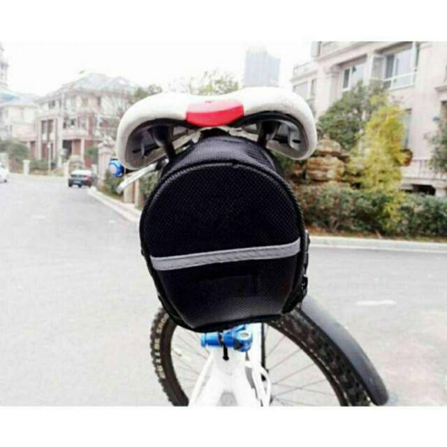 サドルバッグ 大容量 黒 ロードバイク クロス マウンテン 宅配  自転車 スポーツ/アウトドアの自転車(バッグ)の商品写真