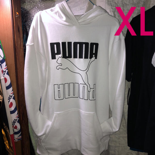 PUMA 100％Whiteパーカー 光を反射春夏でも着用可能な薄生地パーカ−