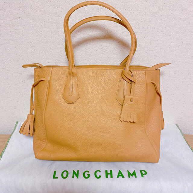 バッグ新品未使用タグ付き！LONGCHAMP Pénélope