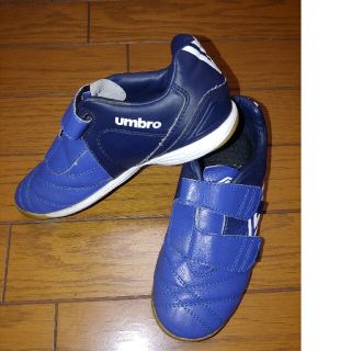 アンブロ(UMBRO)のアンブロ　umbro☆美品☆サッカーシューズ　18センチ　ベルクロ　(シューズ)