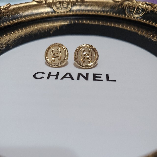 シャネル CHANEL ヴィンテージボタン 2個セットの通販 by R's shop｜ラクマ