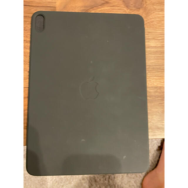 Apple(アップル)のiPad Smart Folio ブラック　iPad Air 第4世代 スマホ/家電/カメラのスマホアクセサリー(iPadケース)の商品写真