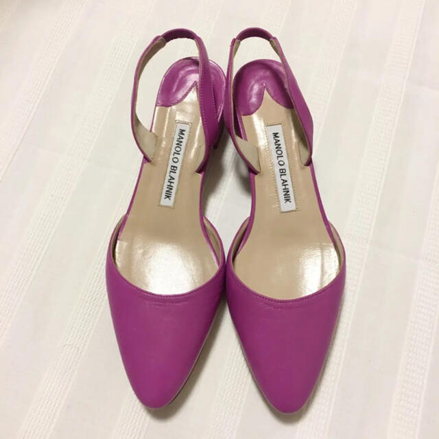 MANOLO BLAHNIK(マノロブラニク)のマノロブラニク ピンク パンプス 35 ロンハーマン レディースの靴/シューズ(ハイヒール/パンプス)の商品写真