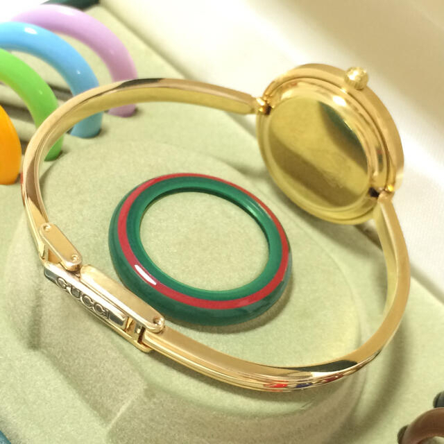 Gucci(グッチ)の3.グッチ GUCCI 時計 チェンジベゼル レディースのファッション小物(腕時計)の商品写真