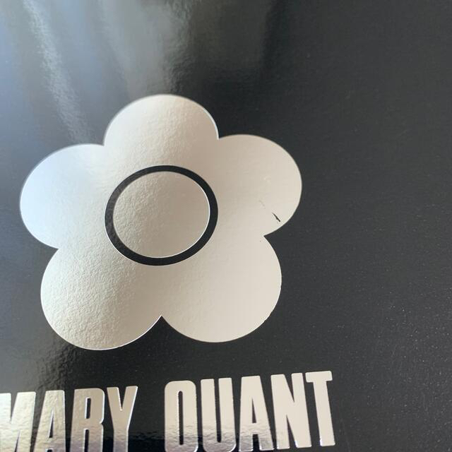 MARY QUANT(マリークワント)のマリークワント　ギフトBOX＋4点セット　リリ様専用 インテリア/住まい/日用品のオフィス用品(ラッピング/包装)の商品写真