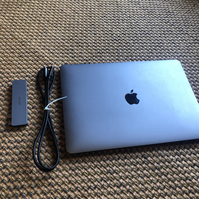 MacBook pro 13インチ